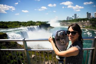 New York City to Niagara Falls Day Trip: Small Group Max 12