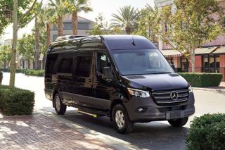 Departure Private Transfer Vancouver to Vancouver YVR or Cruise Port by Minibus