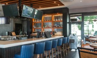 Earls Kitchen + Bar - Vaughan
