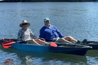 Crystal River: Single Person Kayak Rental Three Sisters Springs