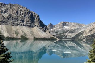 7-Day Rockies Tour : Banff, Jasper, Yoho, Drumheller & Waterton