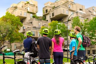 Bike/E-bike tour: Old town, Lachine canal, Islands with wine/beer