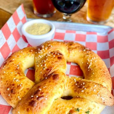Taverna Rossa - Craft Pizza & Beer