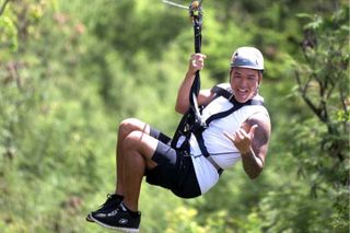 Oahu:6 Zipline Adventure (Optional Waikiki Shuttle for 10am Tour)