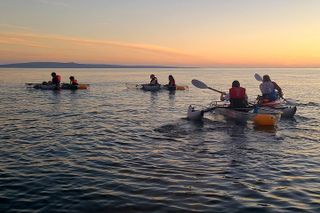 Maui: Sunset/Glow Clear Kayak Tour in Olowalu