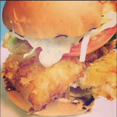 Tin Cup Sports Grill - Oakville