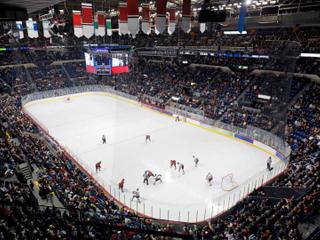 Charlottetown Islanders at Quebec Remparts