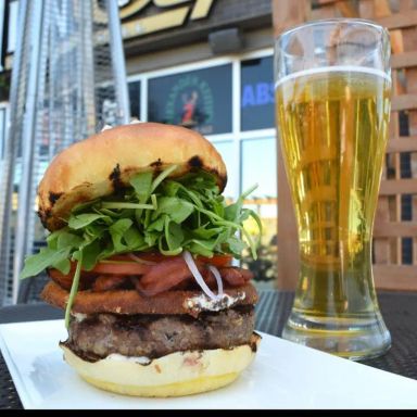 Tin Cup Sports Grill - Oakville