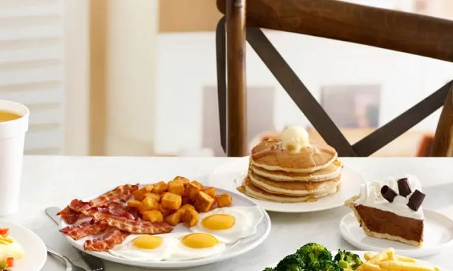 Perkins Restaurant & Bakery, Niagara Falls