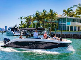 Best of Miami: Private Top-Rated Boat Charter & Guided Experience
