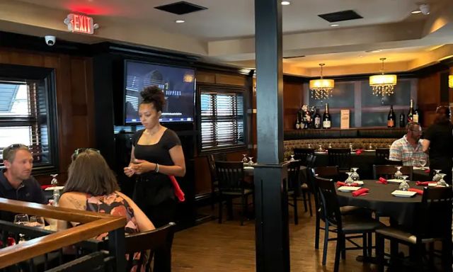 Downtown Louie's Lounge