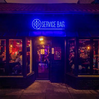 Service Bar