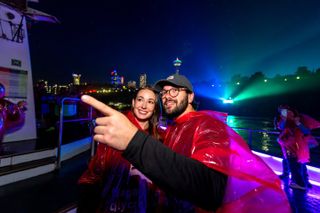 Niagara Falls Tour With Boat Cruise, Illumination Tower & Dinner