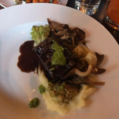Taylor Street Tavern