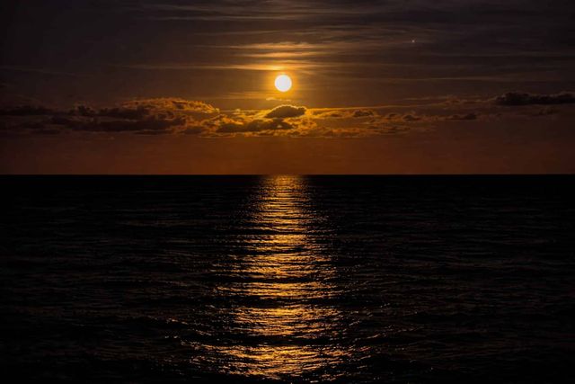 Full Moon Events