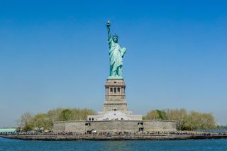 Circle Line: 1hr - NYC Liberty Cruise