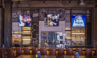 State & Main - Aurora