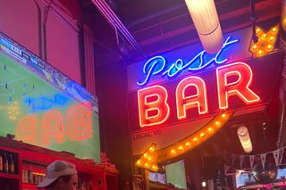 Small Group Walking Bar Tour