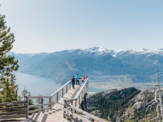 Whistler and Sea to Sky Gondola Tour + Shannon Falls