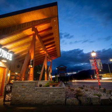 Steamboat Lounge & Forage