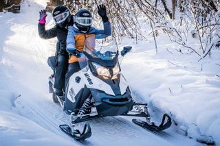1 Hour Fairbanks Guided, Double Rider, Snowmobile Adventure