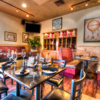 D.H. Lescombes Winery & Bistro - Albuquerque