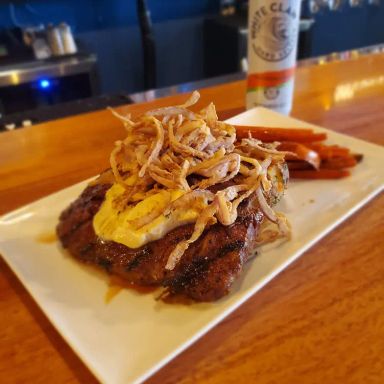 River Pub & Grill