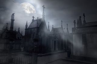 Cemetery and Ghost BYOB Bus Tour in New Orleans