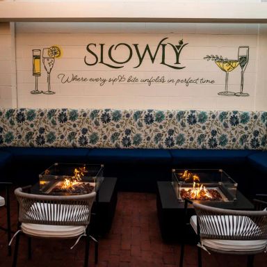 Slowly Restaurant & Lounge