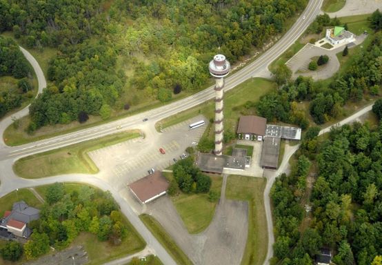 1000 Islands Tower