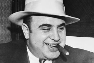 Chicago Gangsters and Ghosts Walking Tour