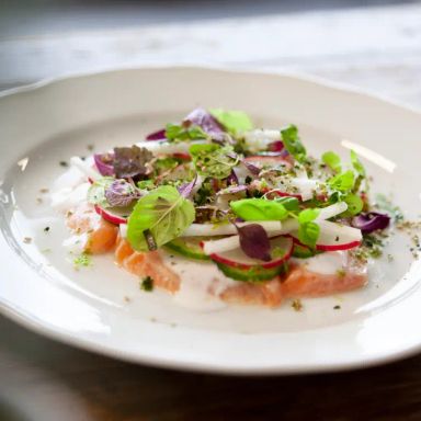 Isabelle Restaurant + Lounge