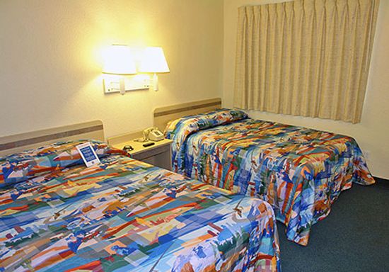 Motel 6 Carlsbad, CA Beach