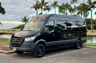 Honolulu Private Transfer: Airport, Port, Hotel (1-12 Passengers)
