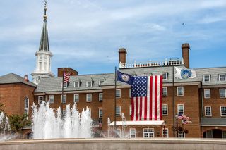 Alexandria Small-Group Historic Walking and Photo Tour, Virginia