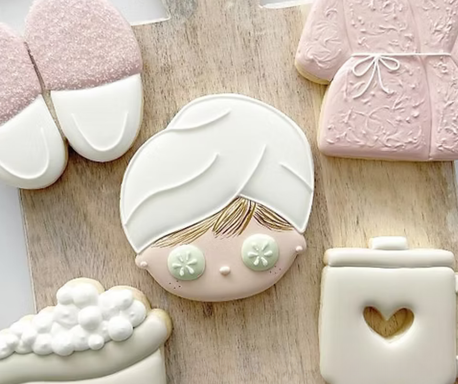 Mother's Day Cooking Decorating at Huss Brewing