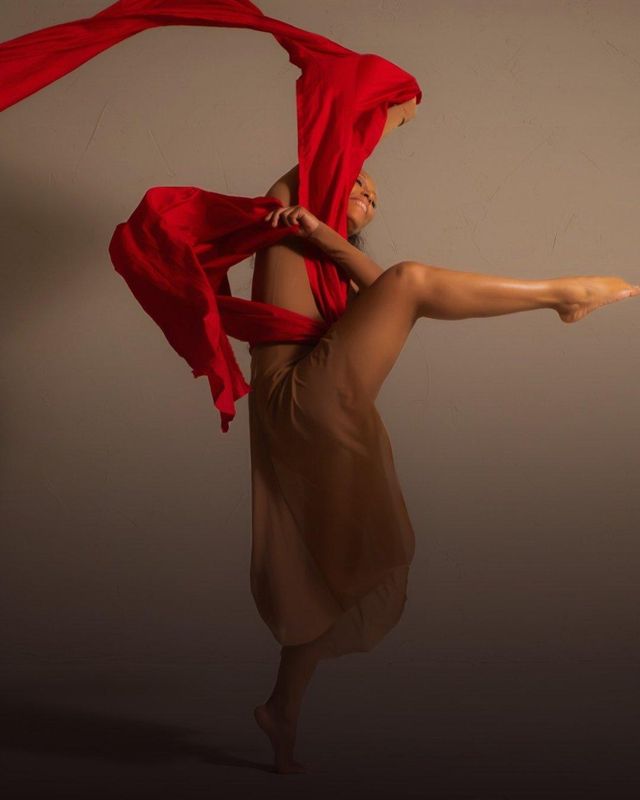 Invisible Womb: Rebirth, a solo dance