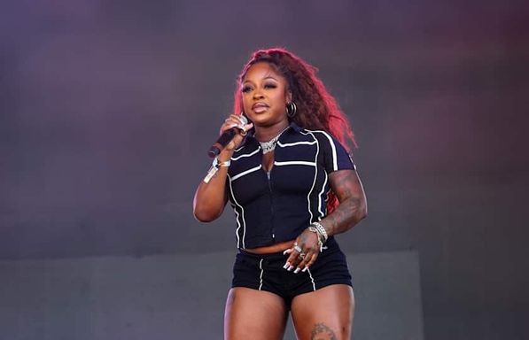 KenTheMan: Kinda Famous 2our