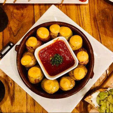 Amour Amour Wine Bar & Tapas
