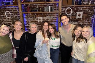 2 Hours Cocktail Classes at Speakeasy Plus Bites