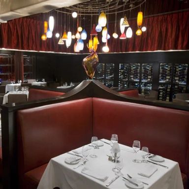 Ponte Vecchio - Fallsview Casino
