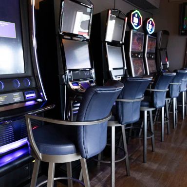 Rivershore Bar & Grill