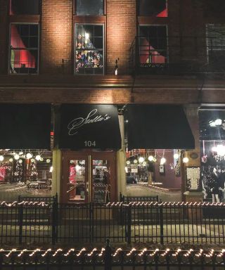 Stella's Restaurant and Bar