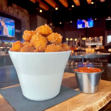 Block & Blade Restaurant &amp; Bar