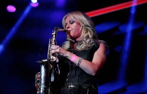 Peter White Christmas with Mindi Abair and Vincent Ingala