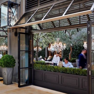 RH Courtyard Restaurant at RH Toronto