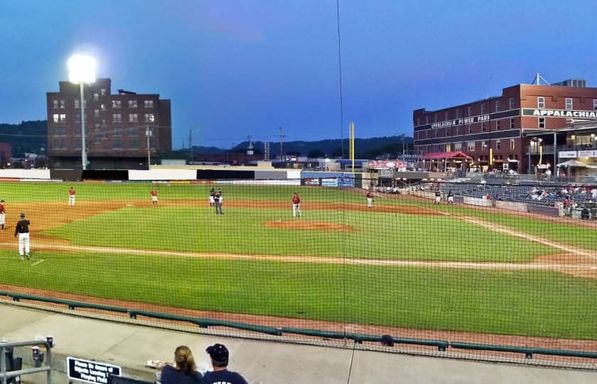 Lancaster Stormers at Charleston Dirty Birds