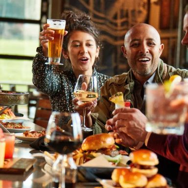 BJ's Restaurant & Brewhouse - Cottonwood Mall