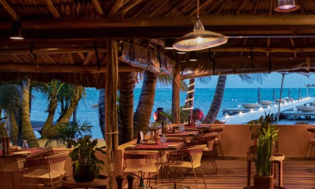 Mambo Restaurant - Matachica Resort