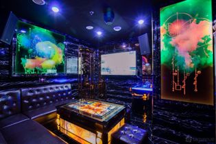 Room 11 (Small Room） at ET KTV